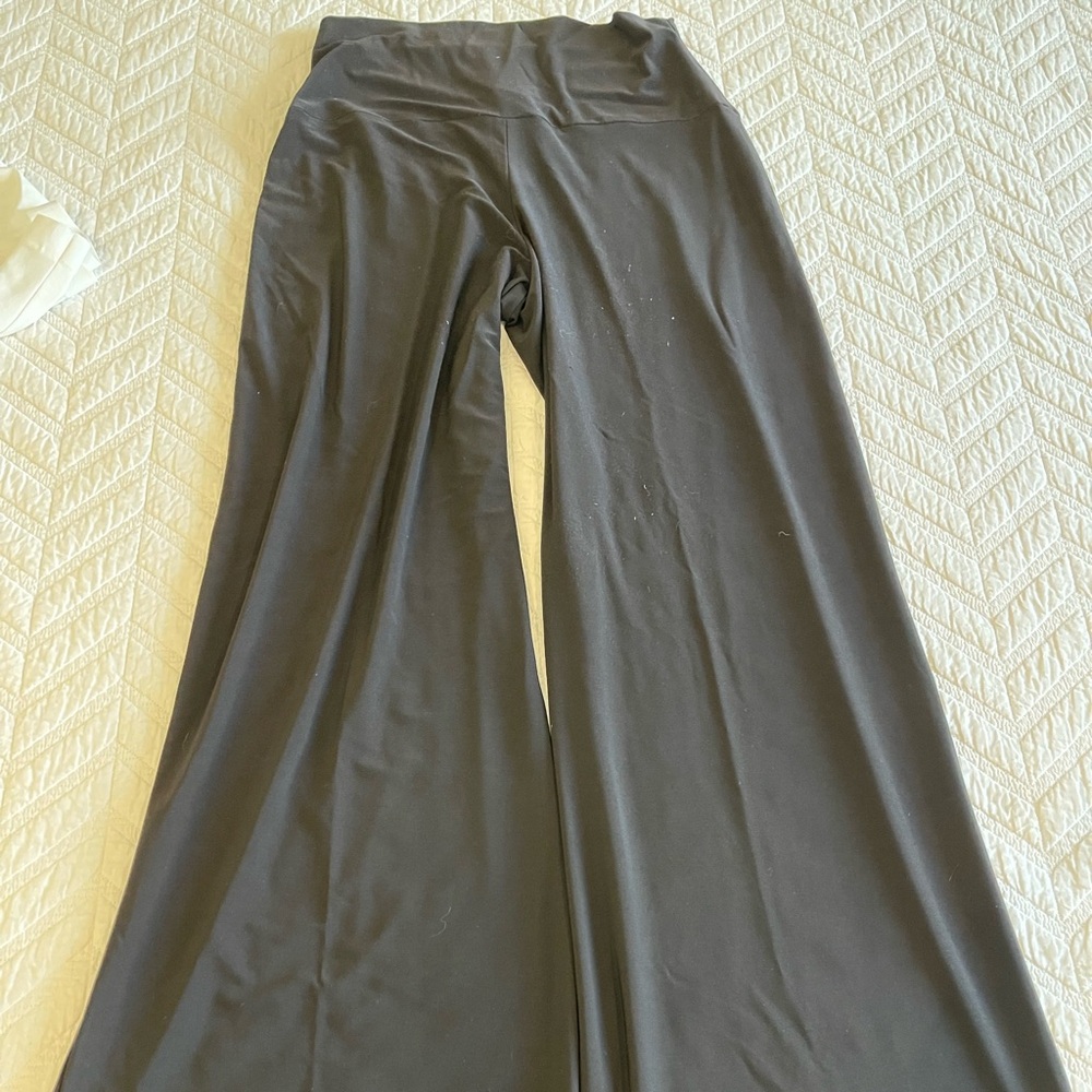 Norma Kamali Elephant Pants size M